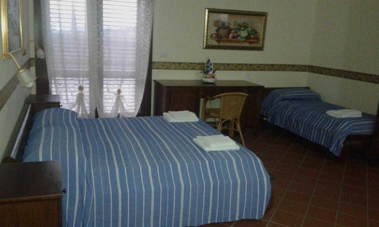 Agriturismo Fabrizio Maria Villa Capaccio Exteriör bild